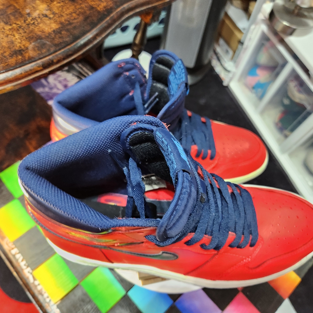 Nike Men's Red and Blue High-Top Sneakers - Picture 7 of 9